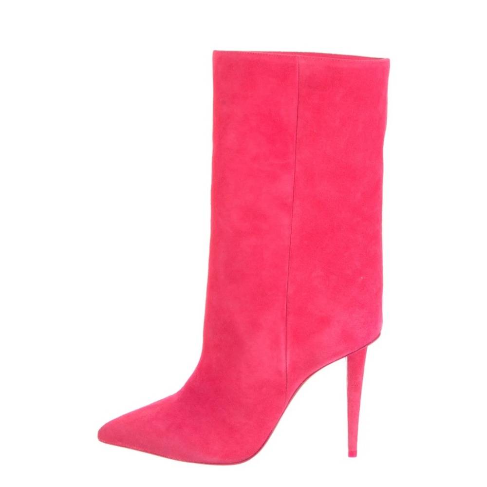 Christian Louboutin Suede Boots 
Brand New with Box and Dustbag
Size 39.5 
Pink